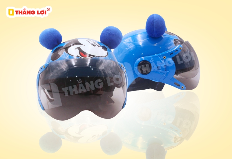 Nón bảo hiểm nửa đầu có kính in logo chuột Micky màu xanh