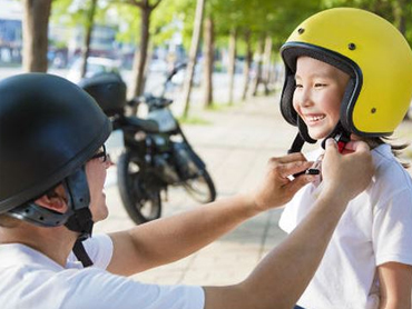 Bảo vệ con yêu với mũ bảo hiểm trẻ em chuẩn chất lượng