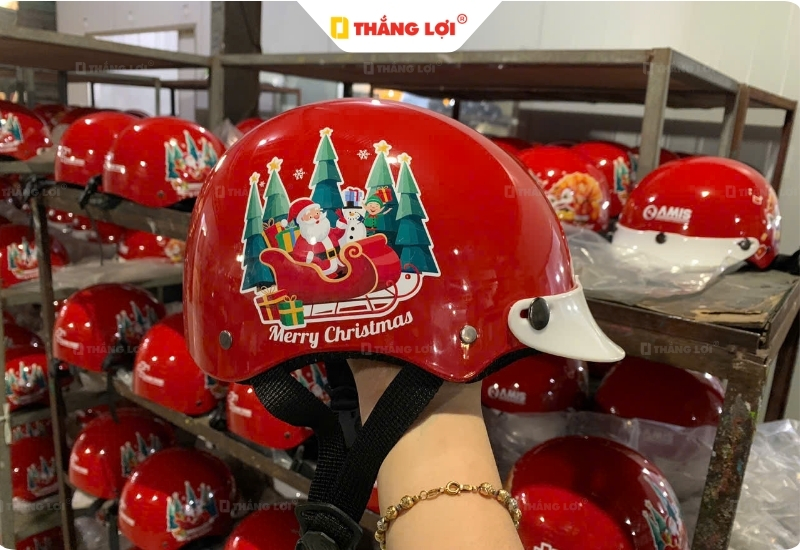 Giới thiệu đôi nét về Nón bảo hiểm in logo Thiết bị y tế Thành Trung