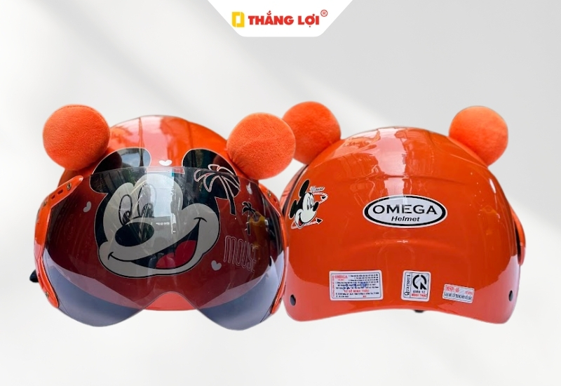 Nón bảo hiểm in hình Chuột Mickey