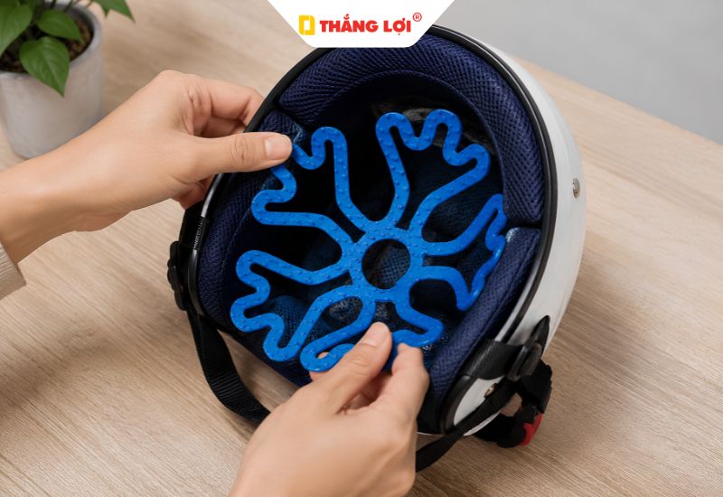 Miếng lót giúp khử mùi mũ bảo hiểm và hạn chế mồ hôi