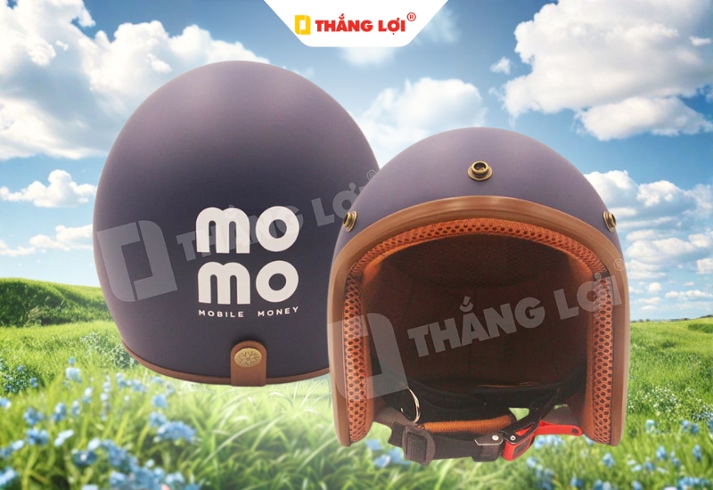 Mũ bảo hiểm 3/4 cho nữ in logo MOMO