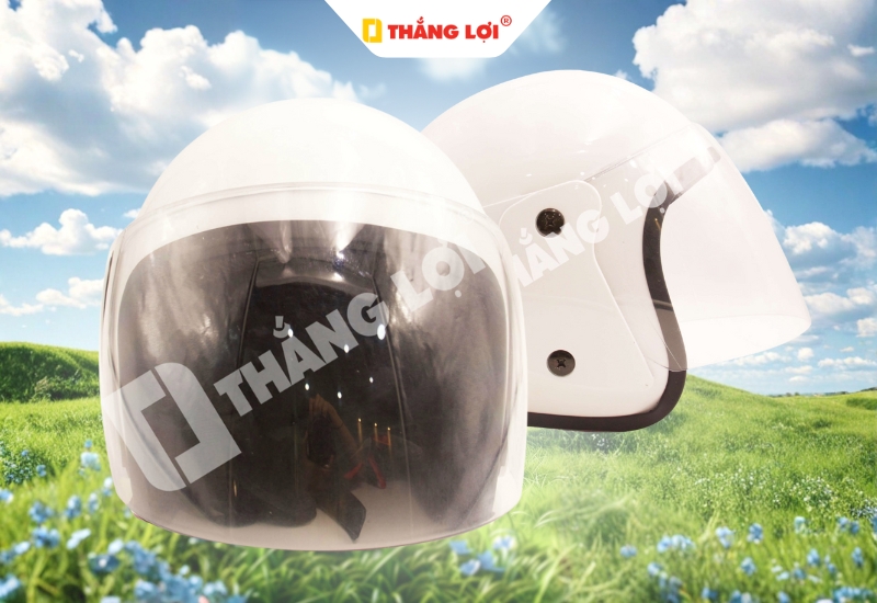Mũ bảo hiểm 3/4 cho nữ màu trắng có kính