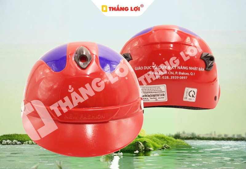 Nón bảo hiểm cho học sinh trường giáo dục tư duy và kỹ năng Nhật Bản