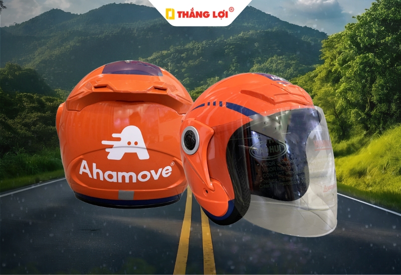 Nón bảo hiểm 3/4 công ty vận chuyển Ahamove có kính dài chắn gió