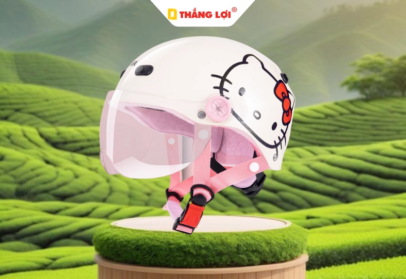 Mẫu mũ bảo hiểm Hello Kitty màu trắng có kính