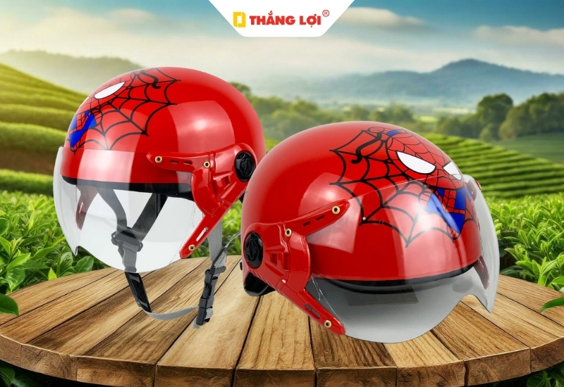 Mẫu nón bảo hiểm hình người nhện (Spiderman) màu đỏ