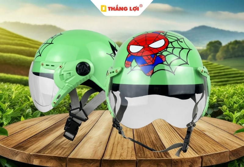 Mẫu nón bảo hiểm hình người nhện (Spiderman) màu xanh lá