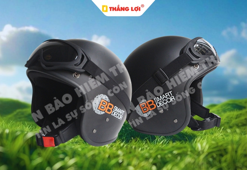 Nón bảo hiểm 3/4 màu đen có kính tháo rời