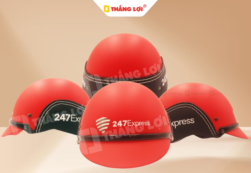 Mẫu nón bảo hiểm màu đỏ cho đơn vị vận chuyển 247 Express