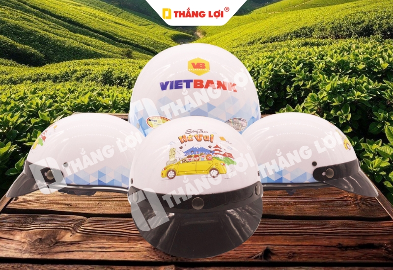 Mẫu nón bảo hiểm màu trắng in logo ngân hàng Vietbank