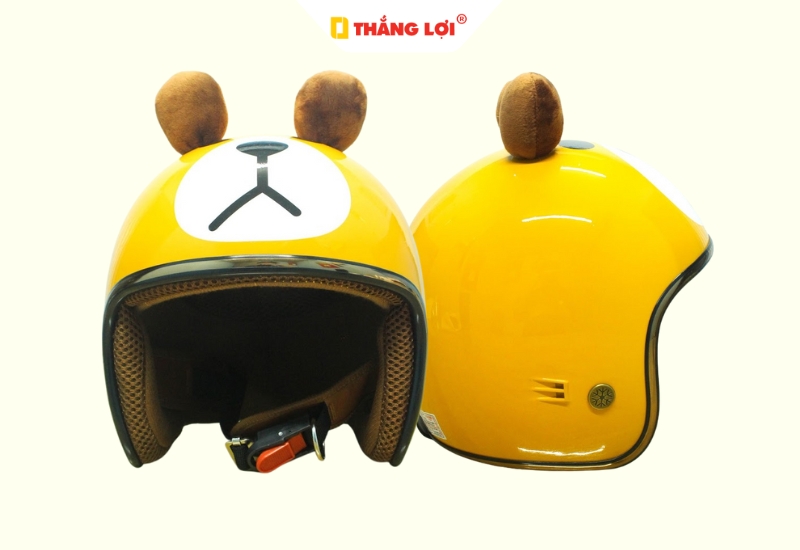 Nón bảo hiểm 3 phần 4 màu vàng in hình Gấu 