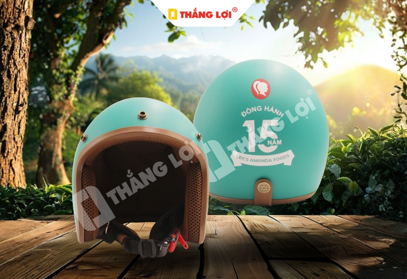 Mẫu nón bảo hiểm 3/4 màu xanh lá cho thương hiệu bánh amanda Foods