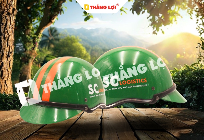 Mẫu nón bảo hiểm màu màu xanh lá cho đơn vị Logistic SC