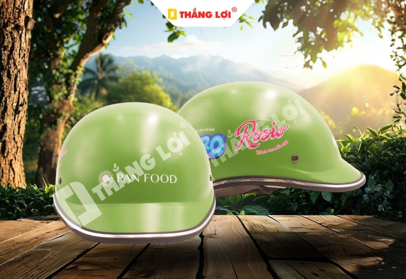 Mẫu nón bảo hiểm màu xanh lá cho thương hiệu bánh Pan Food