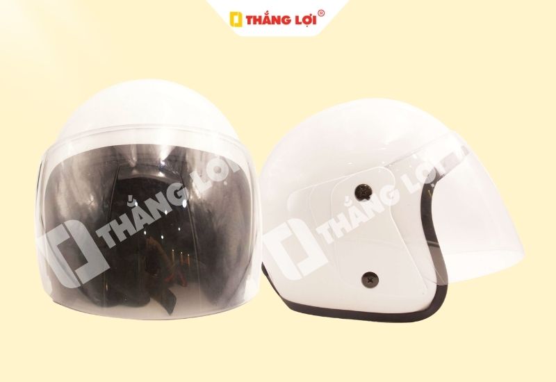 Nón bảo hiểm màu trắng hợp người mệnh Kim phong thủy
