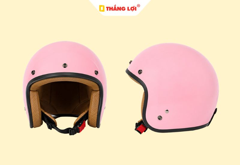 Mũ bảo hiểm màu hồng hợp phong thủy người mệnh Thổ