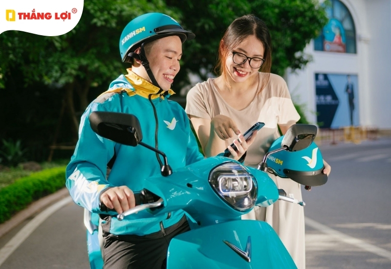 Nón bảo hiểm in logo quảng cáo tạo tự tin
