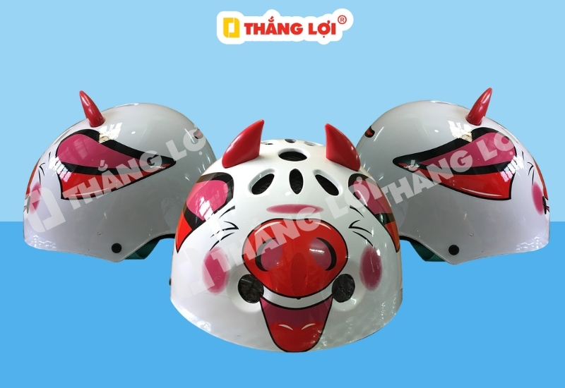 Mũ bảo hiểm hình con heo có tai cho bé gái
