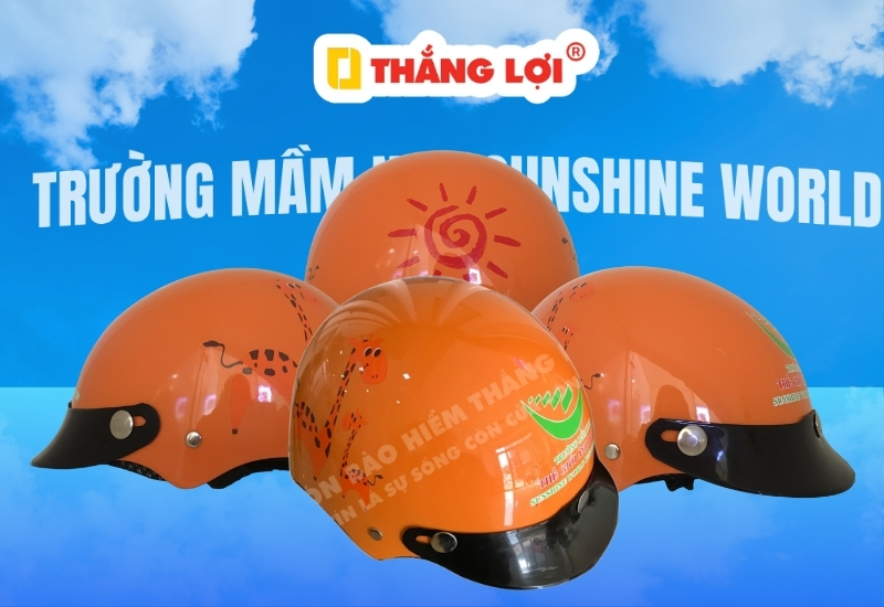 Nón bảo hiểm quà tặng cho trẻ em trường mầm non Sunshine World