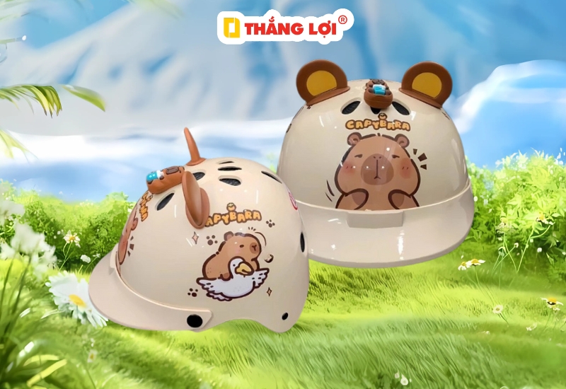 Mũ bảo hiểm tai gấu hình Capybara màu trắng