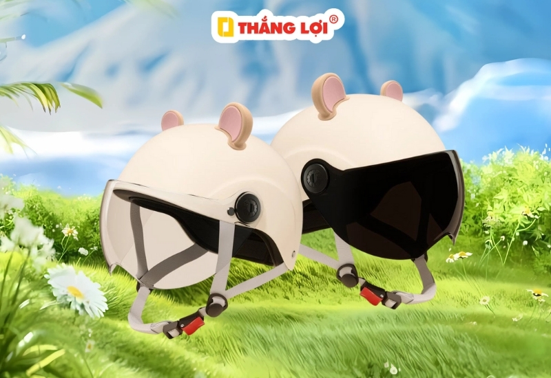 Nón bảo hiểm tai gấu màu be có kính