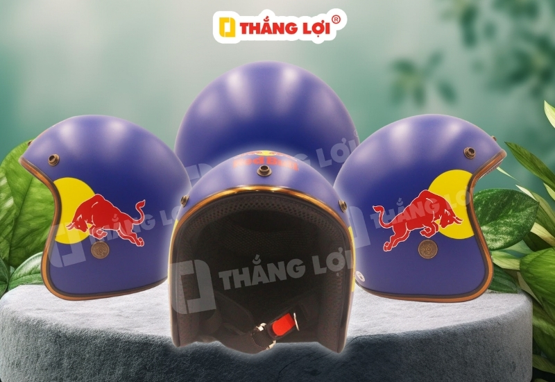 Nón bảo hiểm thương hiệu Red Bull