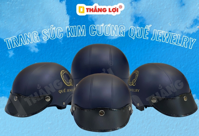 Nón bảo hiểm in logo tiệm trang sức kim cương Quế Jewelry