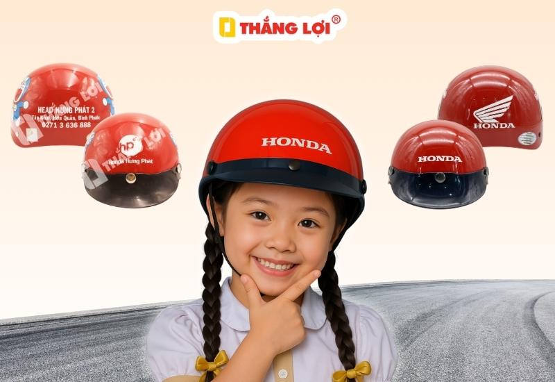 Thắng Lợi sản xuất nón bảo hiểm cho cửa hàng xe máy